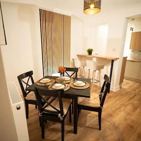 Spacious - Sleeps 5 - Garden - Close To Sea Gorleston-on-Sea Exterior foto
