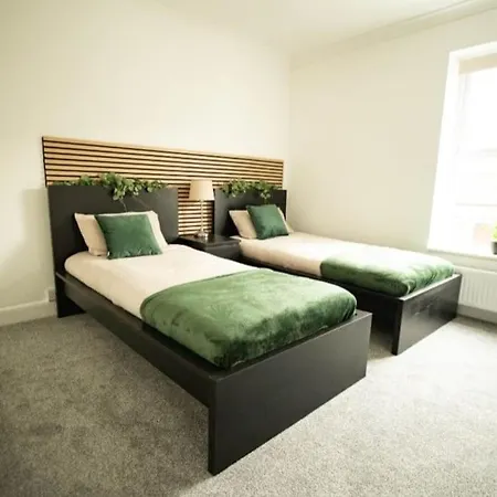 Spacious - Sleeps 5 - Garden - Close To Sea Gorleston-on-Sea Exterior foto