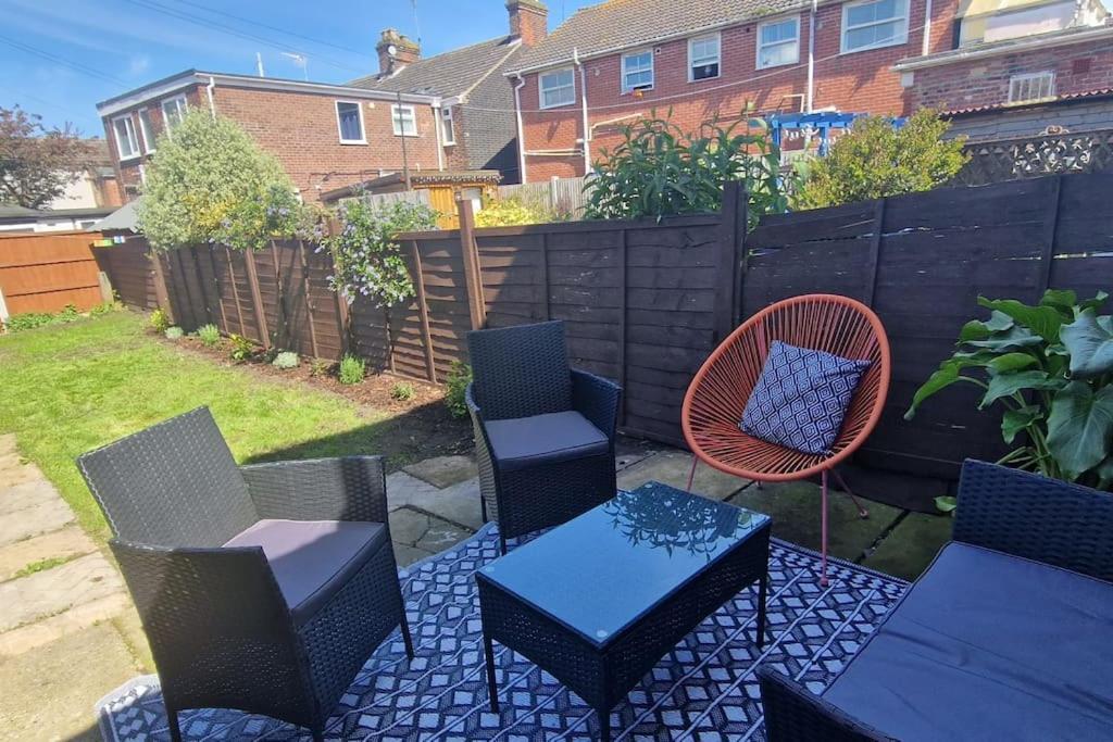 Spacious - Sleeps 5 - Garden - Close To Sea Gorleston-On-Sea